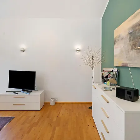 Book, 60 M² Apartmán *